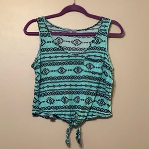 Charlotte Russe Green Aztec Patterned Cropped Tank, Small